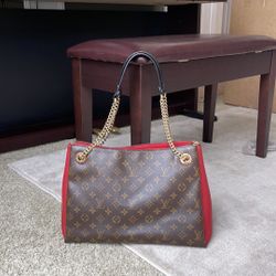 LV Surene MM Tote $2000