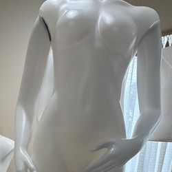 Full Body Female Mannequin
