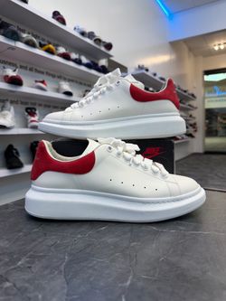 Alexander McQueen red