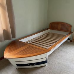 Pottery Barn Captain's Ship Boat Bed Twin Size With Trundle