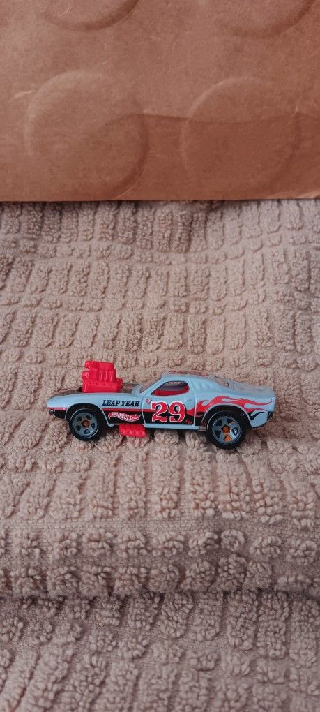 HOTWHEELS
