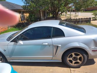 2004 Ford Mustang