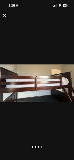 Twin Beds And Mattress