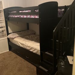 Bunk beds 