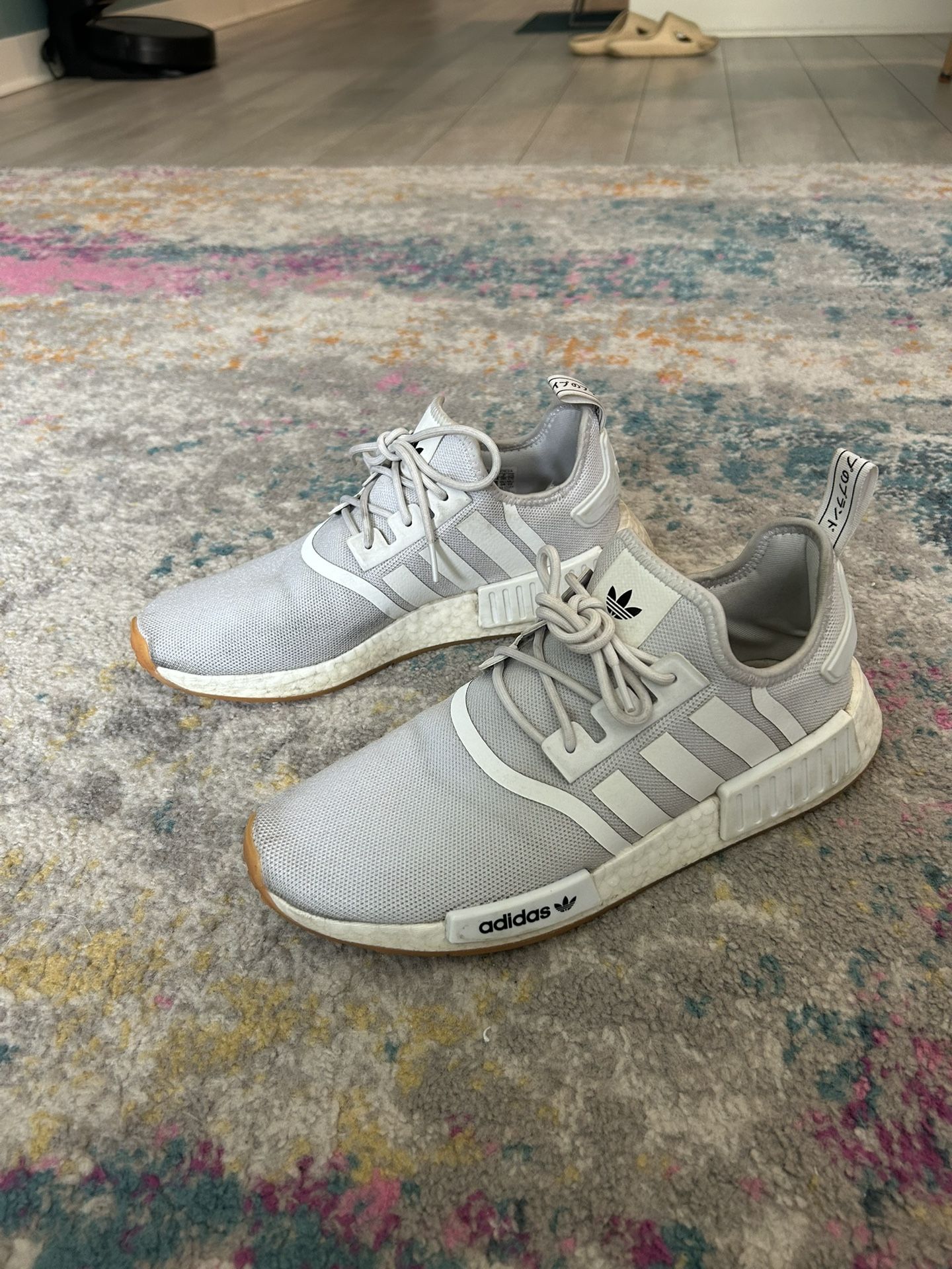 Adidas Size 10 White Men’s Shoes