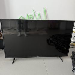 TCL 43” 4k Roku Smart Tv 