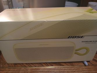 BOSE  SOUNDLINK PLUS SPEAKER