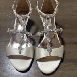 Badgley Mischka Wedges Sz 7 