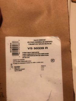 Valve cover set