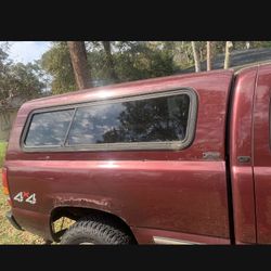 Jeraco’s Cab-High Series fits 1999 through 2006 Chevrolet Silverado 6.5 bed. offers truck owners a sleek contemporary designed truck cap built to the 