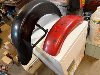 Motorcycle chopper bobber rear fenders
