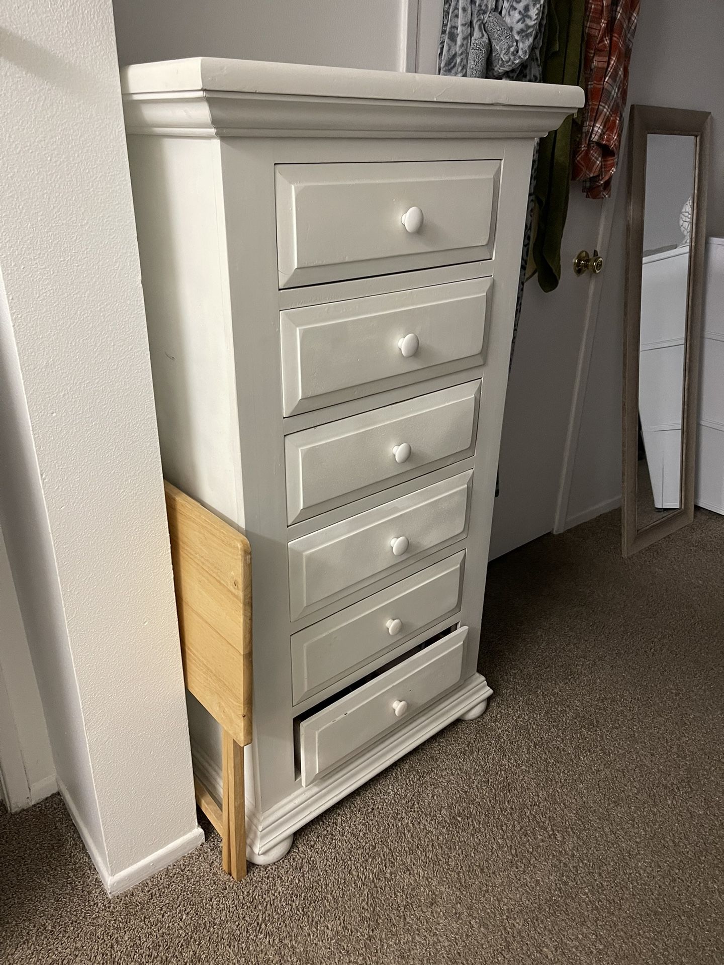 White Dressers