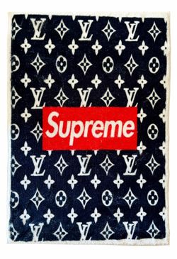 Supreme Rug - 31”H x 22”W