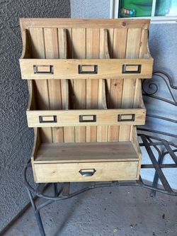 Cute wood organizing shelf