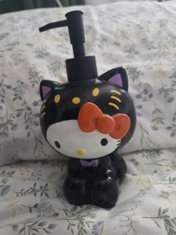 Hello kitty Soap Dispenser