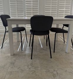 Dinning table and chairs