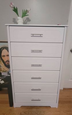 White dresser 31.5 wide wood