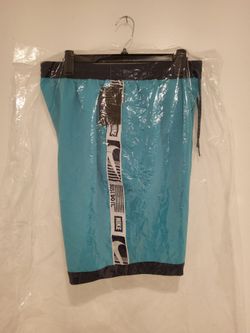 NIKE MEN'S STRIPE BREAKER 9 VOLLEY SWIM SHORTS SIZE LARGE