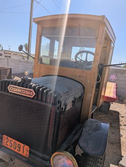 Old ksoh antique 1900s truck