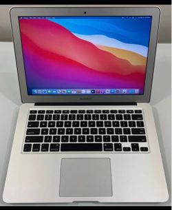 Apple MacBook Air 13" – Core i7 / 8GB RAM / 128GB SSD