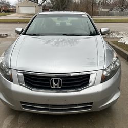 2010 HONDA ACCORD RXL ONE OWNER VERY LOW MILES 