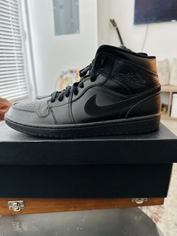 Jordan 1 Mid Size 10.5