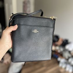 Crossbody Coach 😍