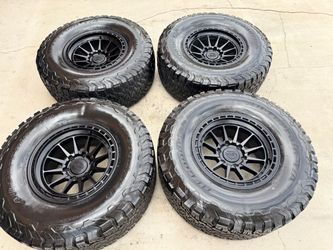 CHEVY RIMS SINGLE CAB 6x139.7 LOCK-OFF ROAD BAJA WHEELS 17x9 BFG KO2 A/T TIRES 315/70/17 6x5.5