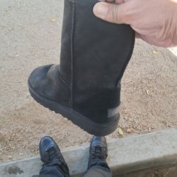 Ugg