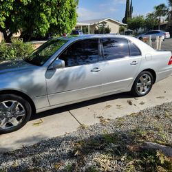 2004 Lexus LS 430