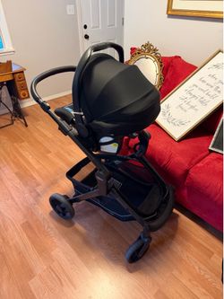 Greco stroller with car seat and multiple bases