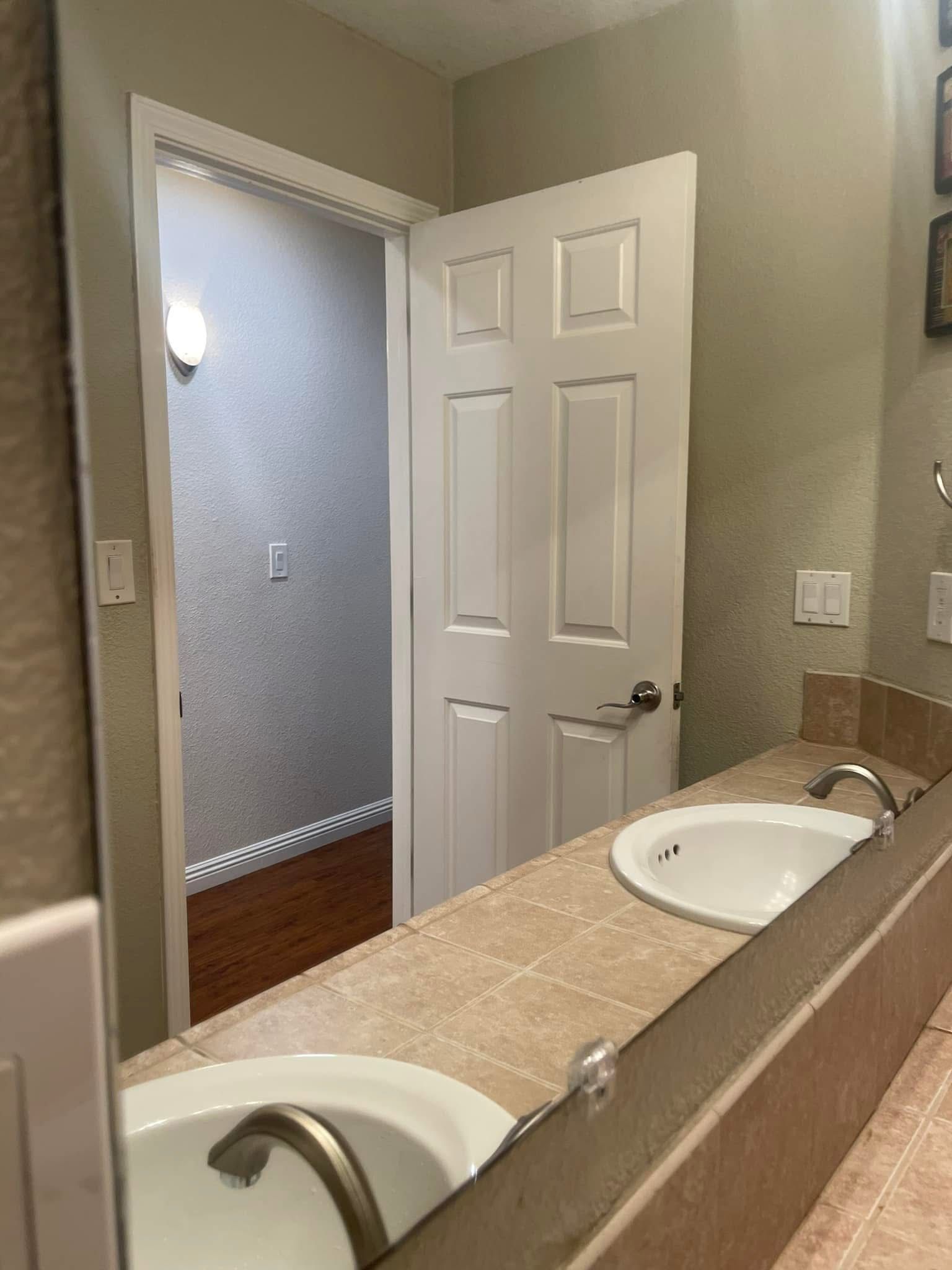 🧼✨ Sparkle Clean Home – Professional Cleaning Services ✨🧼