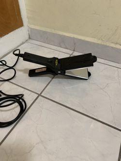 Iron hair Twister with hair comb included