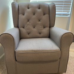 Delta Children Emma Nursery Glider Swivel Rocker Chair