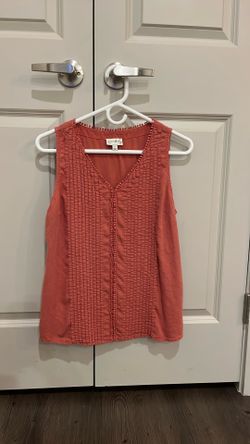 Wonder sleeveless top size small