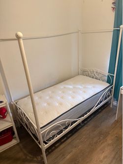 Princess Twin Bed