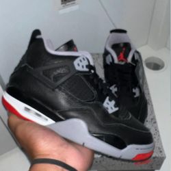 Jordan Retro 4s “bred”