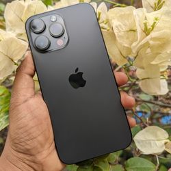 iPhone 15 Pro Max 256GB Factory Unlocked Excellent Condition - On Special Cash Deal Starts $649