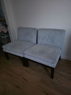 Set of lounge chairs