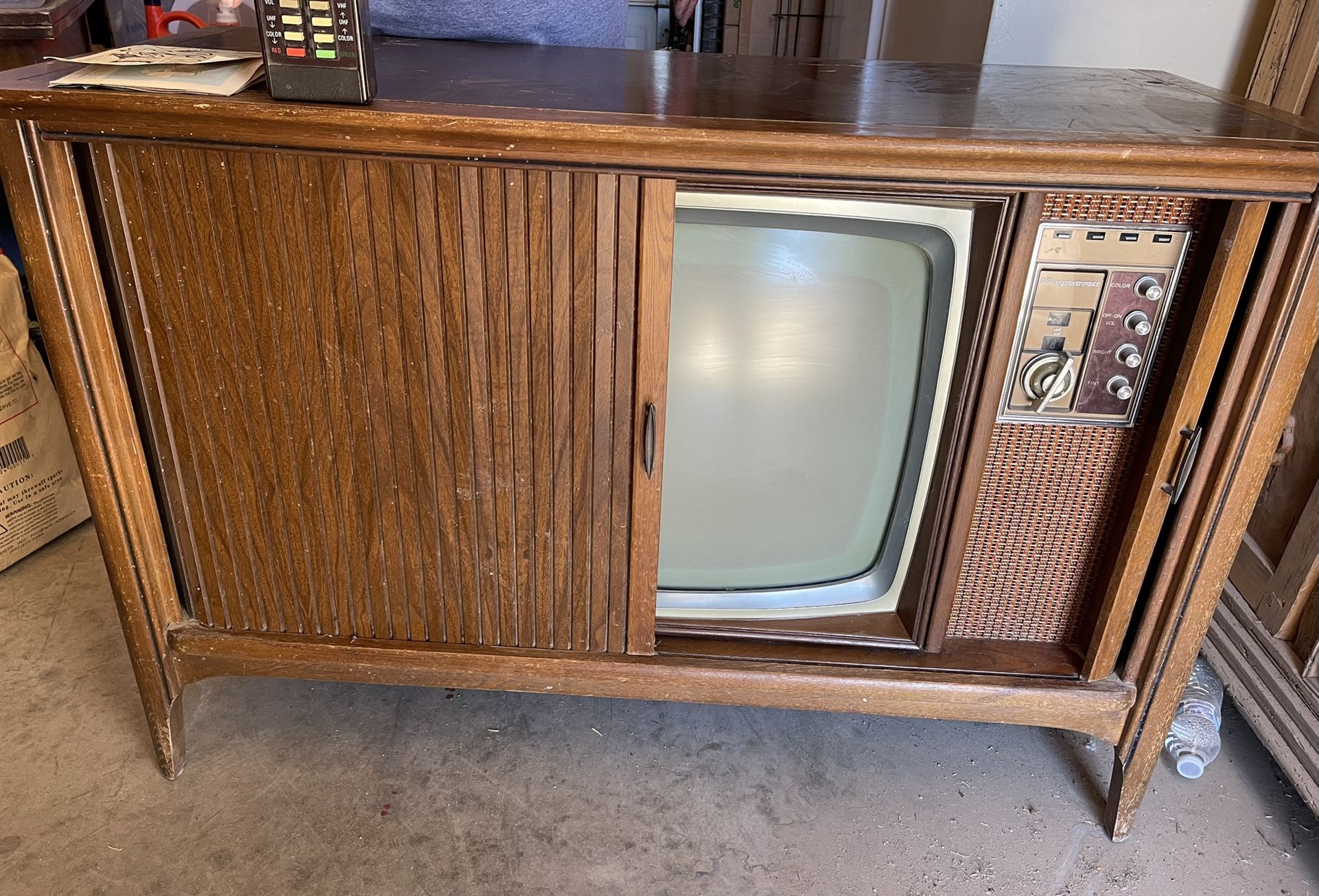 vintage magnavox tv for Sale in Phoenix, AZ OfferUp