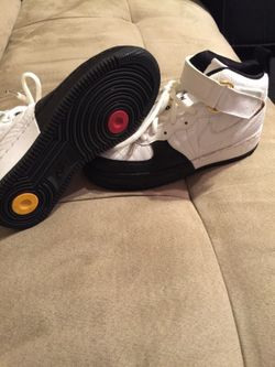 Nike Jordan's 4.5 y new