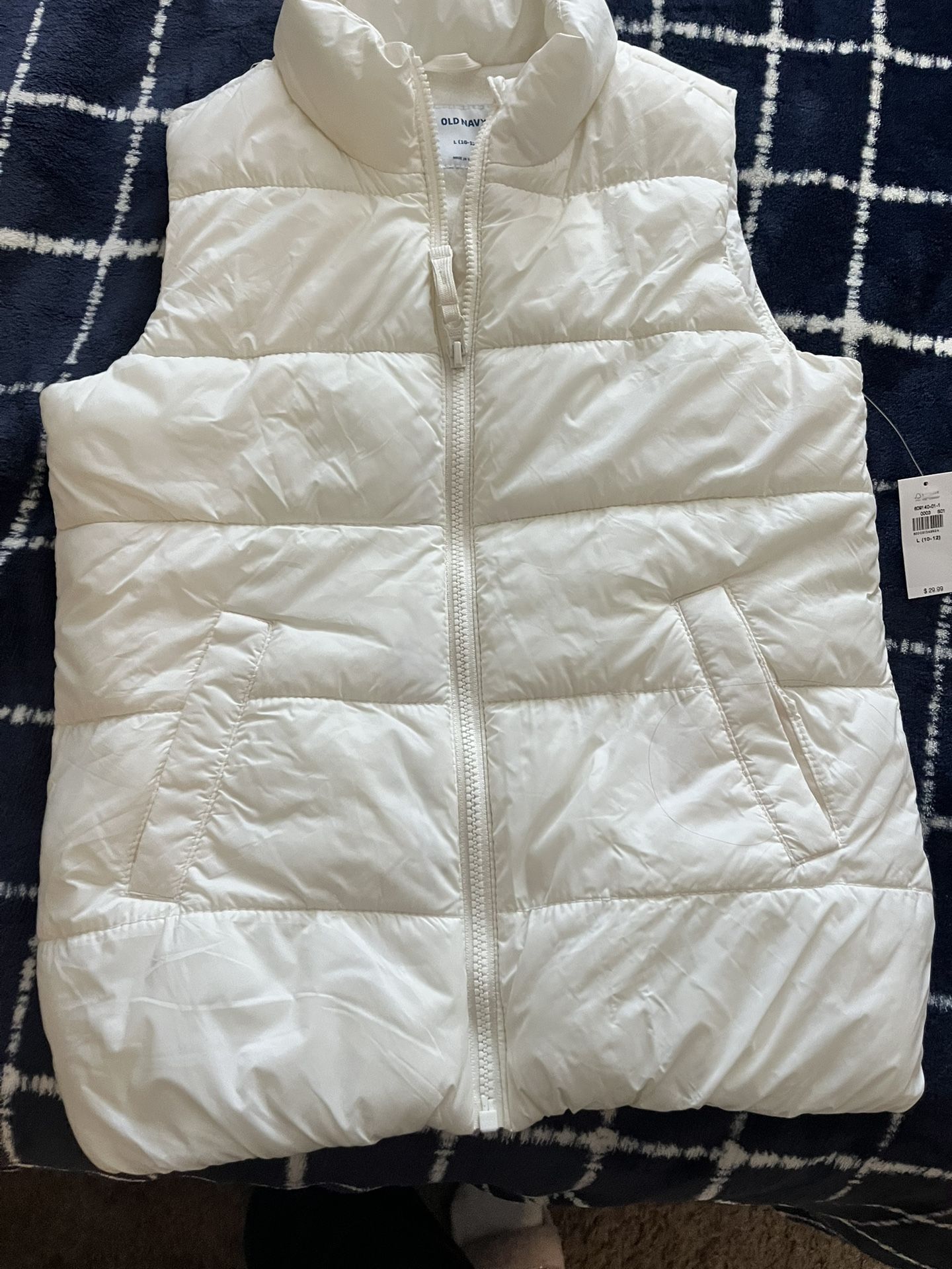 Girls Vest Size L 10-12 New 