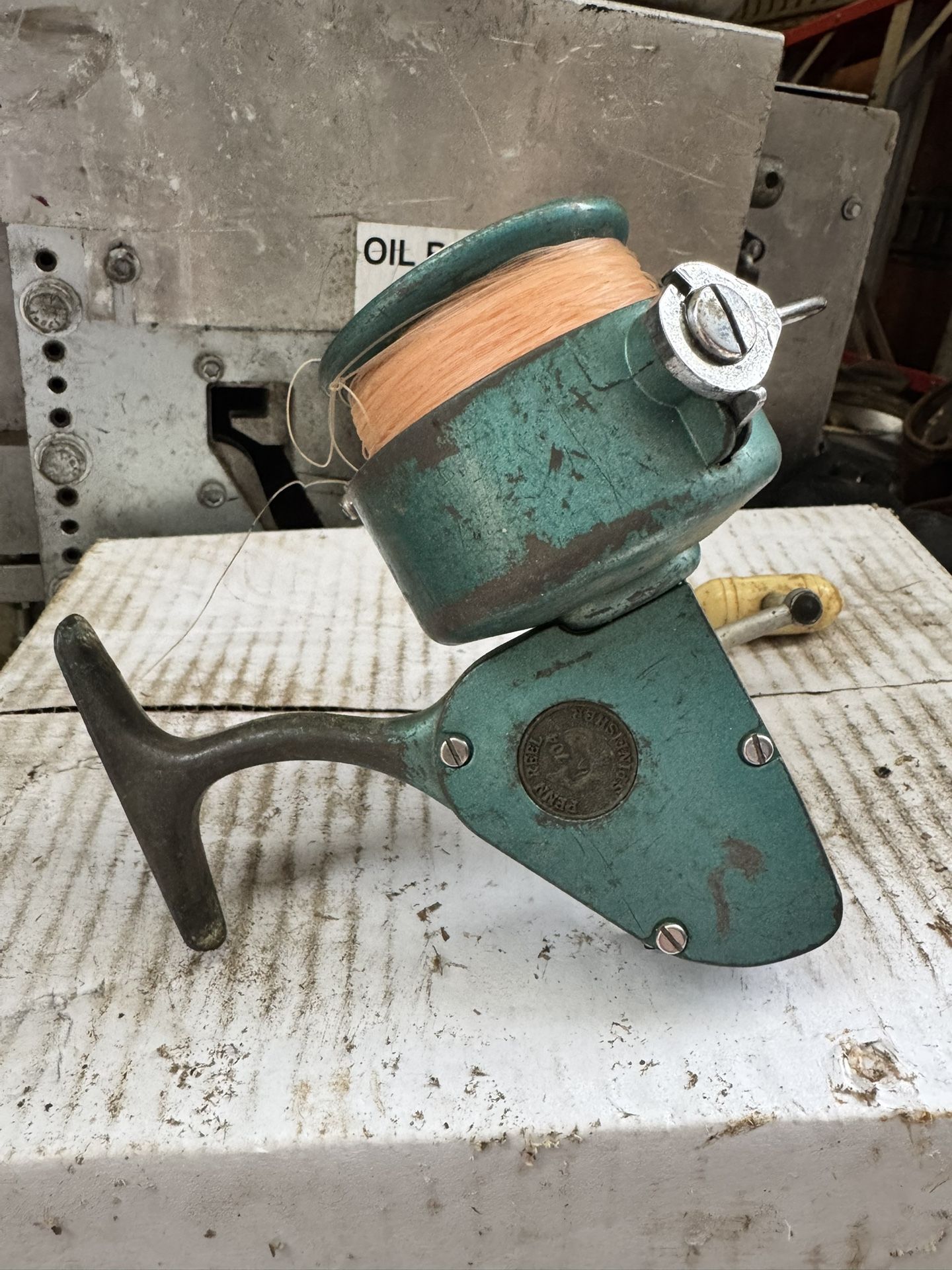 Penn 704 Fishing Reel