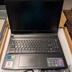 MSI Thin Gaming Laptop 15.6" -  i7-13620H - NVIDIA RTX 4060 - 16GB RAM - 1TB SSD