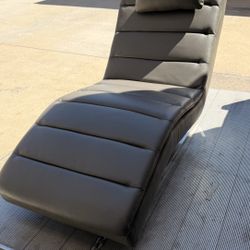 Couch (good Condition)