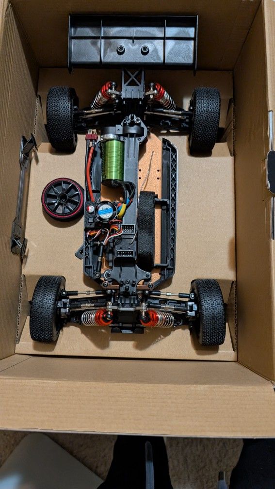Brand New 1.10 Brushless Rc Car