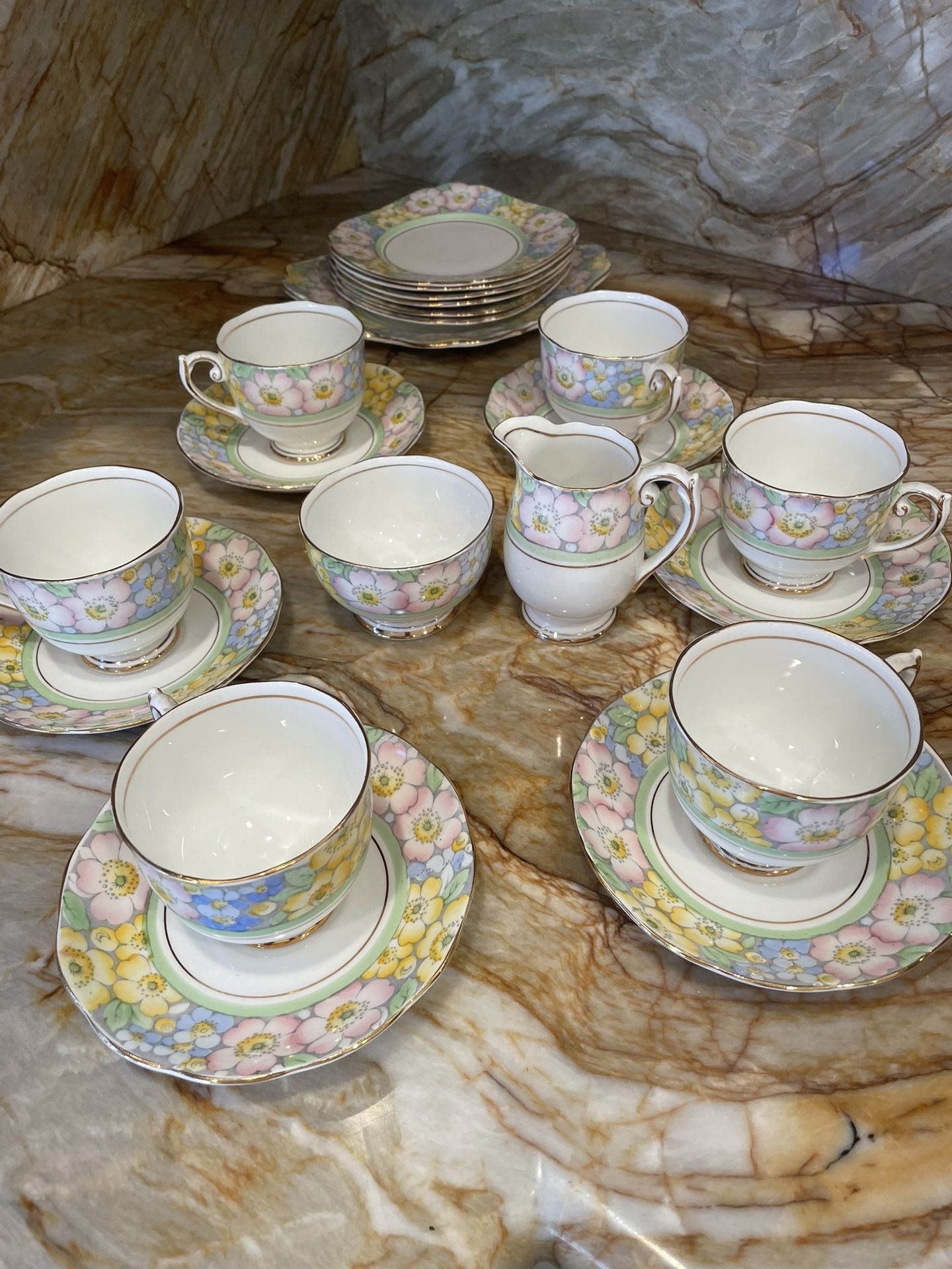 Rosyln Bone China, Sweet Pea Pattern Tea Set With Gold Trim