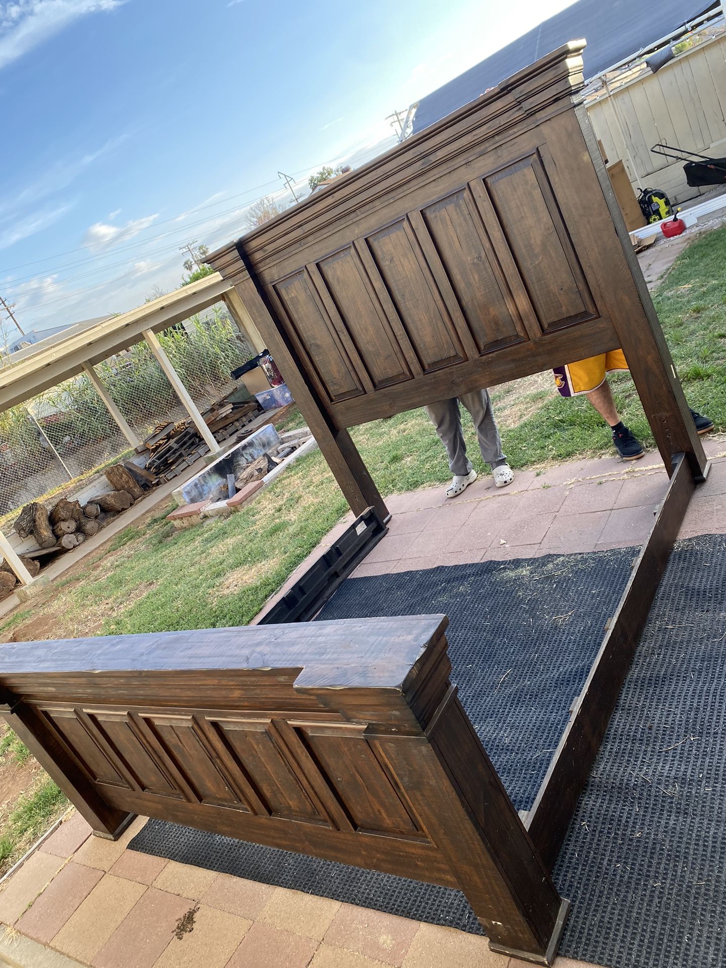 Cal King Bedroom Set