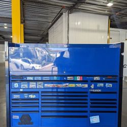 Matco Tool Box With Hutch 