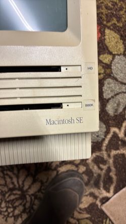 Apple Mac vintage computer
